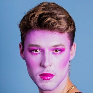 Meet your Posher, Evan